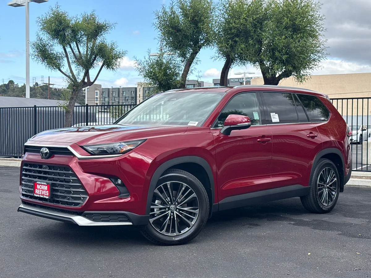 SUV inspected and cleared for international shipping